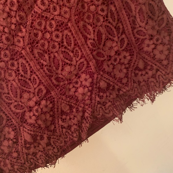 Lace Tank Top Solitaire - Picture 5 of 12